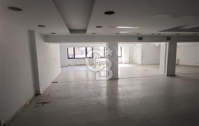 GÜMÜŞSUYU' NDA KDV AVANTAJLI 235M2 KİRALIK MAĞAZA