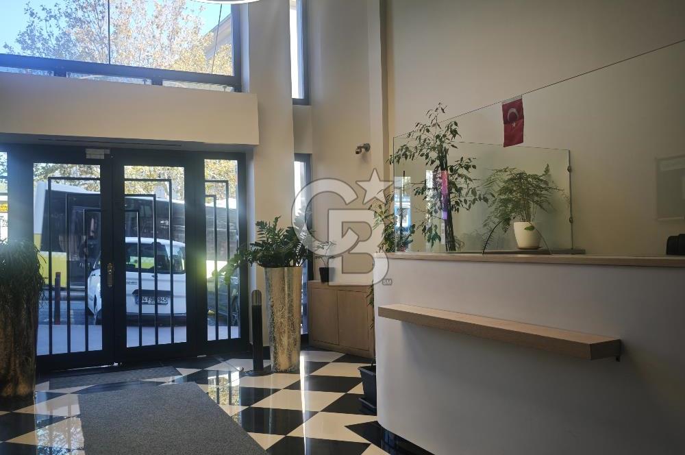 GÜMÜŞSUYU' NDA KDV AVANTAJLI 235M2 KİRALIK MAĞAZA