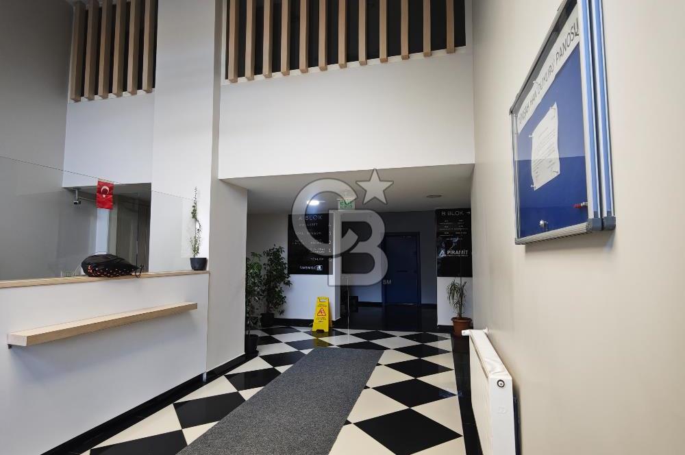 GÜMÜŞSUYU' NDA KDV AVANTAJLI 235M2 KİRALIK MAĞAZA