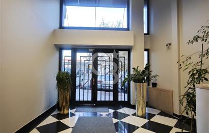 GÜMÜŞSUYU' NDA KDV AVANTAJLI 235M2 KİRALIK MAĞAZA