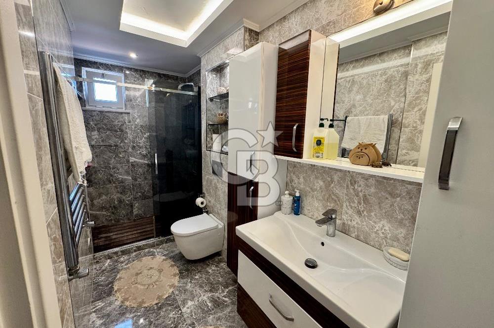 Fındıklı Mahallesinde Modern Tasarımlı Geniş Çatı Dubleksi