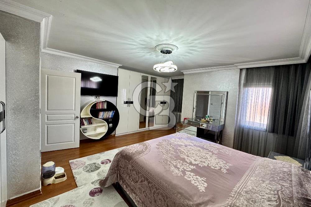 Fındıklı Mahallesinde Modern Tasarımlı Geniş Çatı Dubleksi