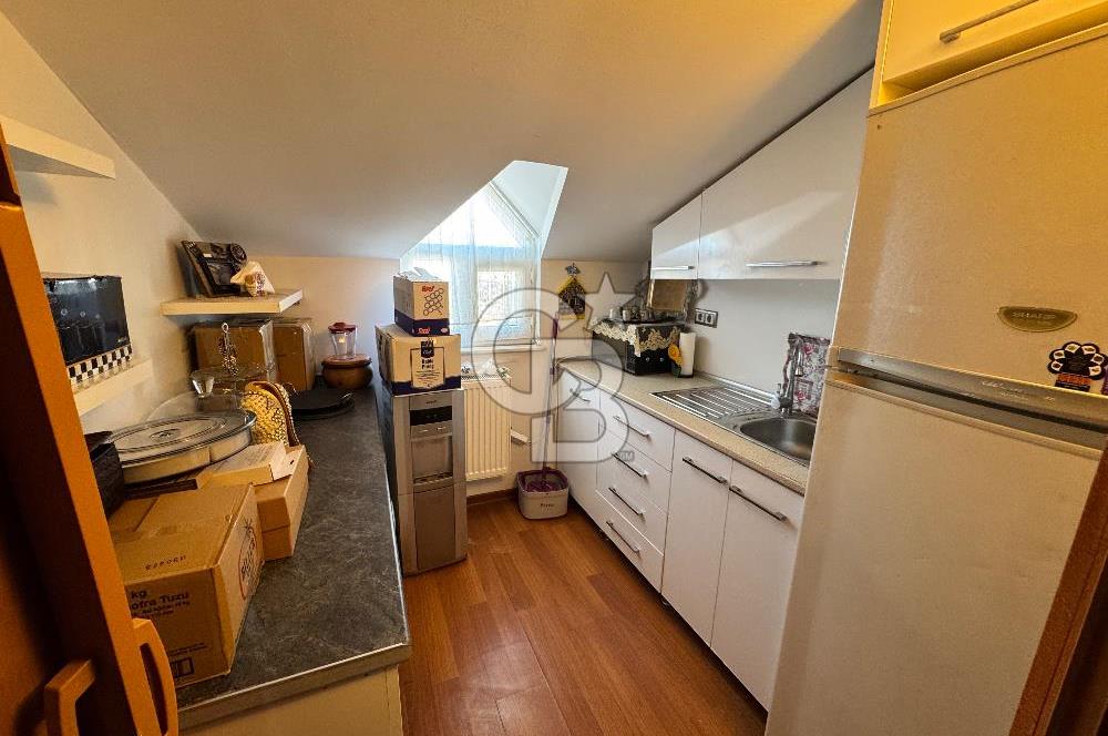 Fındıklı Mahallesinde Modern Tasarımlı Geniş Çatı Dubleksi