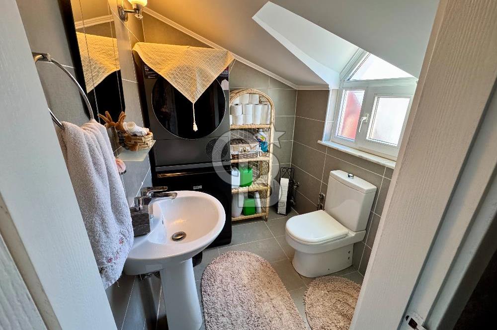 Fındıklı Mahallesinde Modern Tasarımlı Geniş Çatı Dubleksi