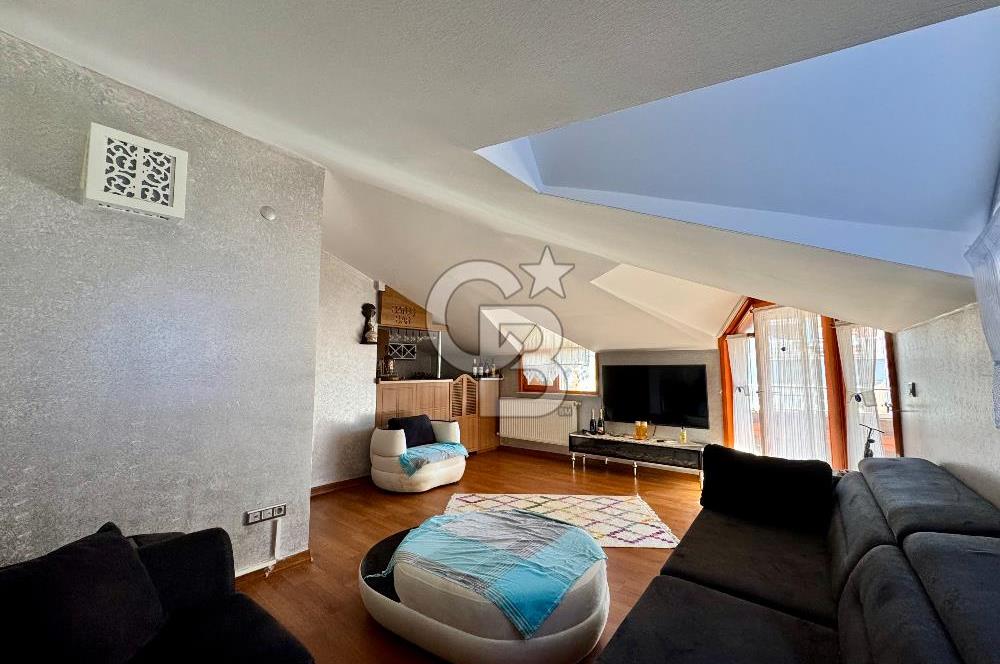 Fındıklı Mahallesinde Modern Tasarımlı Geniş Çatı Dubleksi