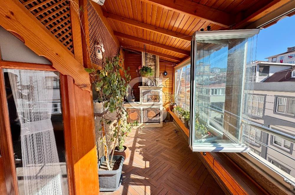 Fındıklı Mahallesinde Modern Tasarımlı Geniş Çatı Dubleksi