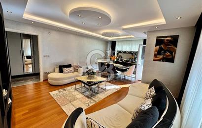 Fındıklı Mahallesinde Modern Tasarımlı Geniş Çatı Dubleksi