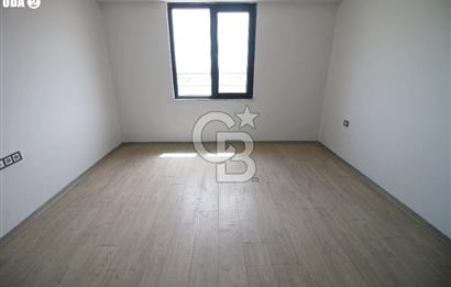 CB OPİA'DAN '' HAVUZLU SİTE İÇERİSİNDE GENİŞ OTURUMLU DUBLEKS ''