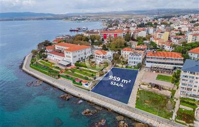 GELİBOLU SAHİLDE DENİZ MANZARALI SATILIK OTEL ARSASI