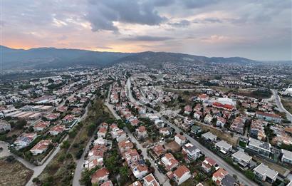 Kahramandere Bankacılar Sitesi Satılık 5+1 Bahçeli Villa