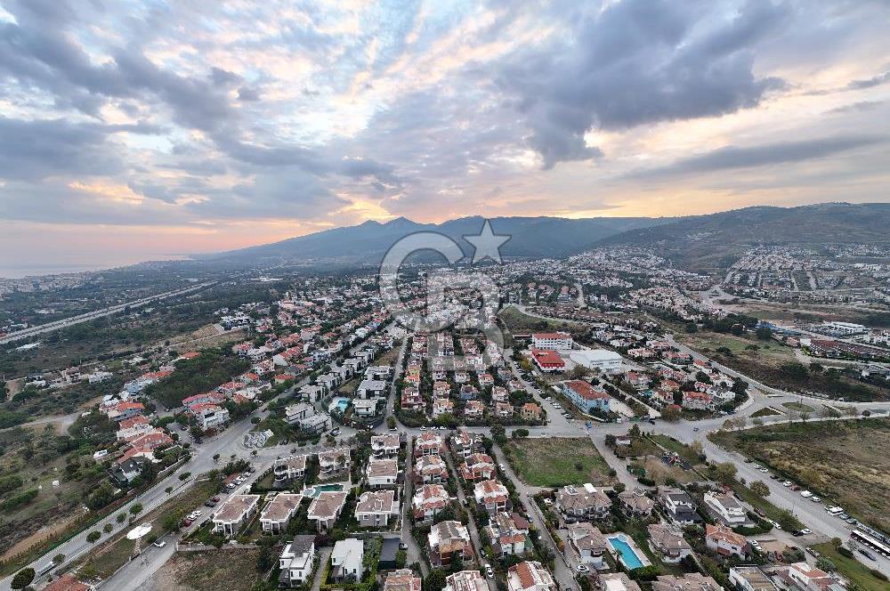 Kahramandere Bankacılar Sitesi Satılık 5+1 Bahçeli Villa