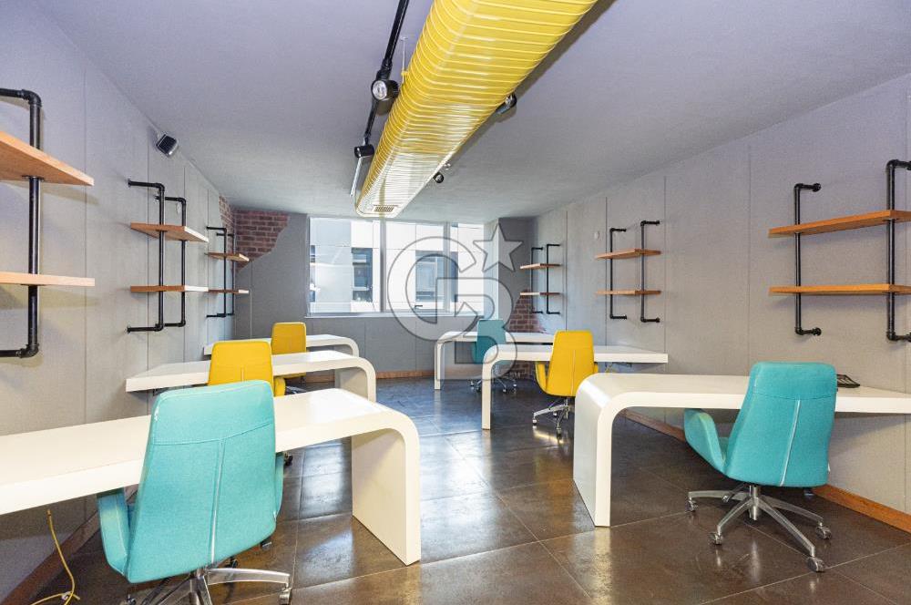 Safa Plazada Satılık Lüks Ofis