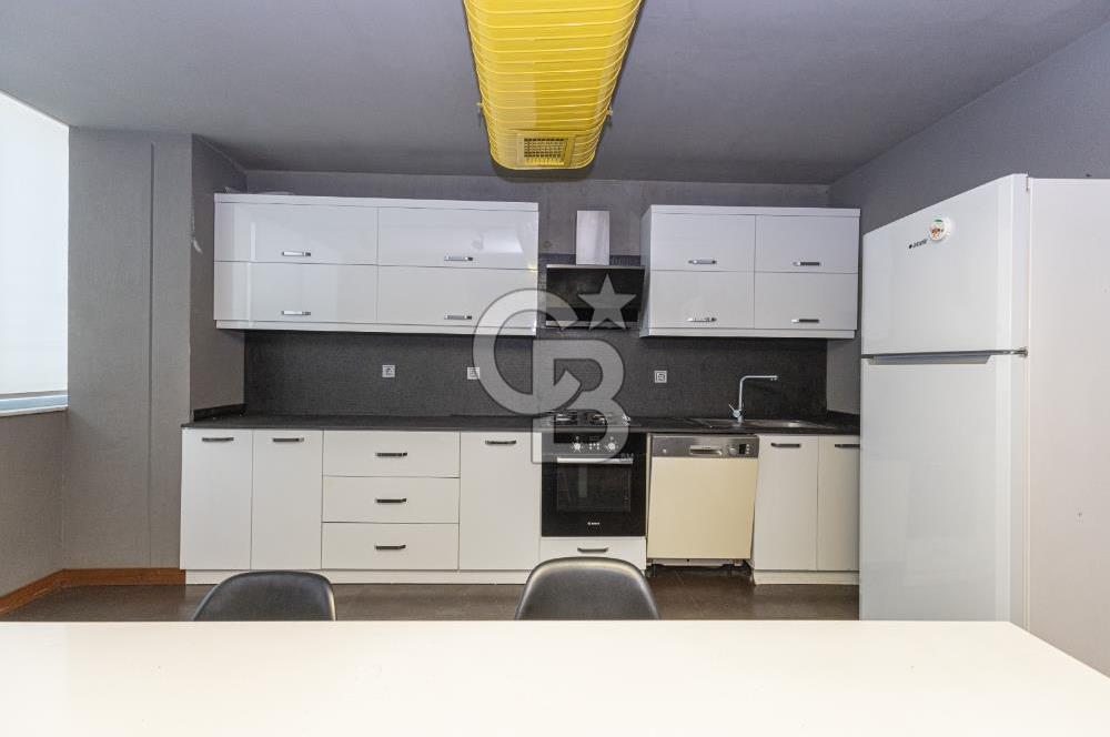 Safa Plazada Satılık Lüks Ofis