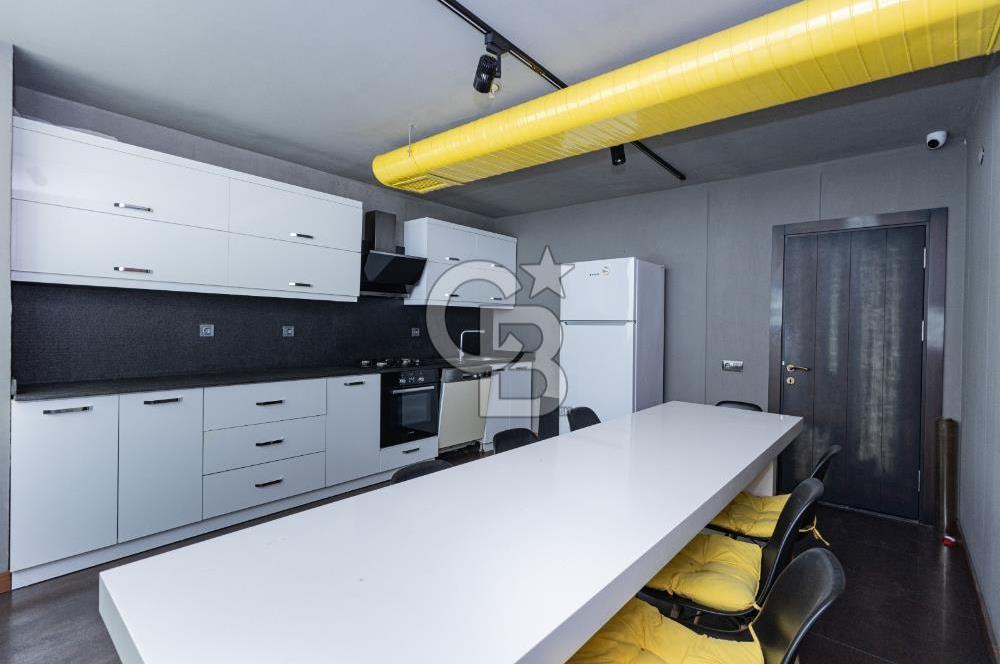 Safa Plazada Satılık Lüks Ofis