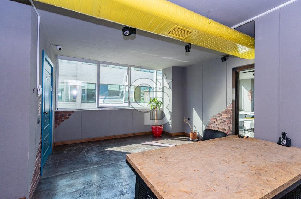 Safa Plazada Satılık Lüks Ofis