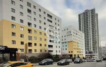 Gaziosmanpaşa Yamaçevler Sitesi'nde Teraslı Manzaralı 3,5+1 Kiralık Daire