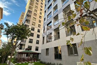 Bağdat'a 2. paralel'de yepyeni site içinde 73 net 2+1