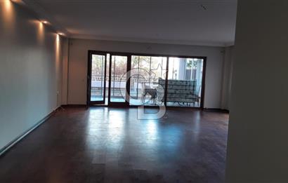 Gaziosmanpaşa Yamaçevler Sitesi'nde Teraslı Manzaralı 3,5+1 Kiralık Daire