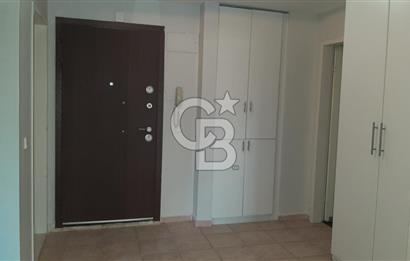 Gaziosmanpaşa Yamaçevler Sitesi'nde Teraslı Manzaralı 3,5+1 Kiralık Daire