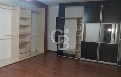 Gaziosmanpaşa Yamaçevler Sitesi'nde Teraslı Manzaralı 3,5+1 Kiralık Daire