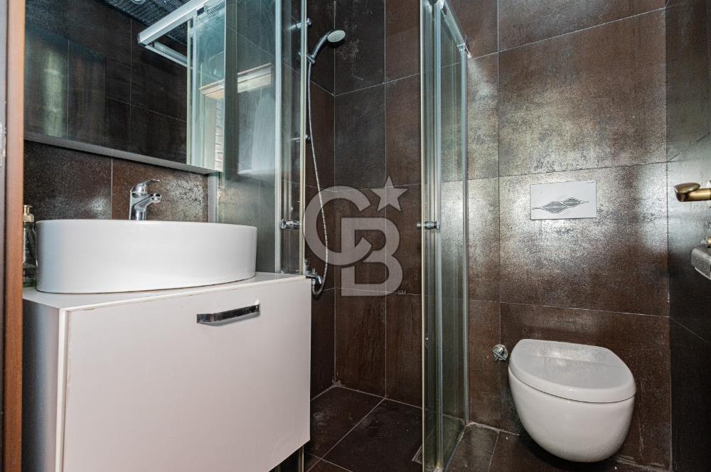 Safa Plazada Satılık Lüks Ofis