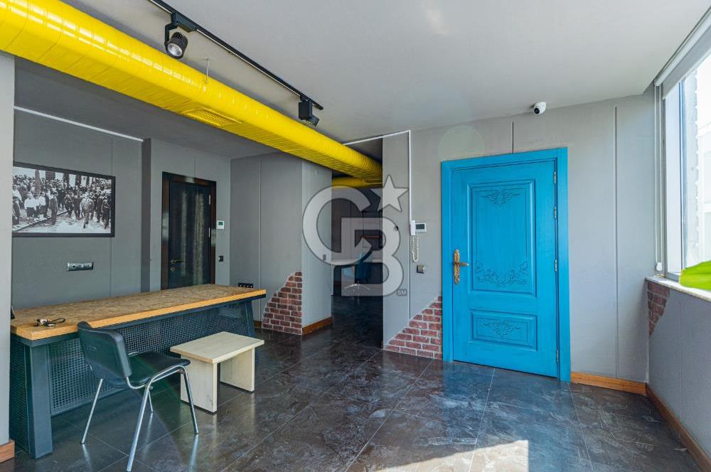 Safa Plazada Satılık Lüks Ofis