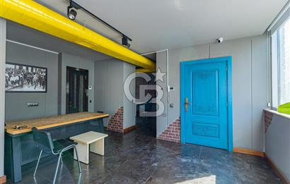 Safa Plazada Satılık Lüks Ofis