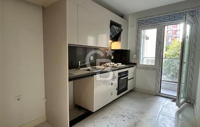 Caddebostan'da Bağdata 2. paralelde 70 m2 sıfır 2+1 daire