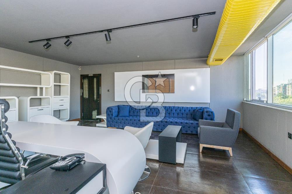 Safa Plazada Satılık Lüks Ofis