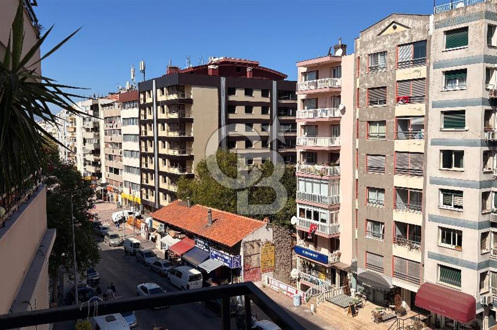 Küçükyalı Cadde Üzeri 4+1 Kiralık Daire