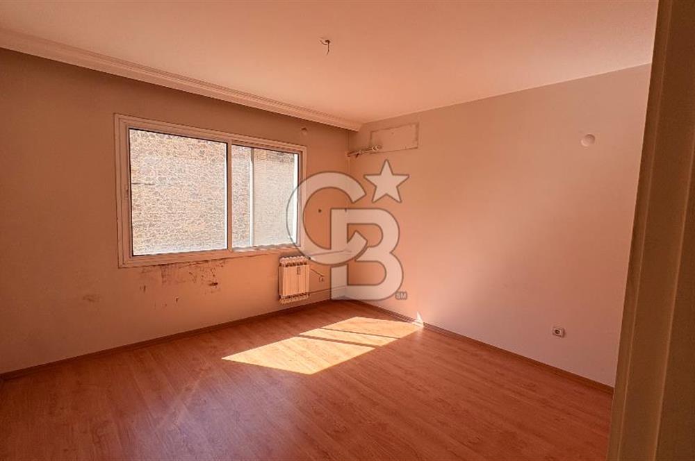 Küçükyalı Cadde Üzeri 4+1 Kiralık Daire
