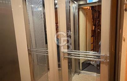 Küçükyalı Cadde Üzeri 4+1 Kiralık Daire