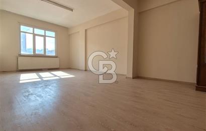 Çayırova özgürlük Ertuğrul Gazi Caddesi'nde Mahallesi'nde Semt Polikliniği 50 metre yukarısında 2+1 1 kat dairemiz kiralıktır