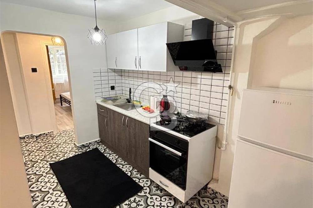 MERKEZİ KONUM 1,5 +1 YAPILI ARSA PAYI YÜKSEK OTOPARKLI DAİRE