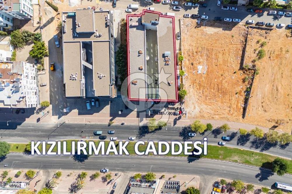 Safa Plazada Satılık Lüks Ofis