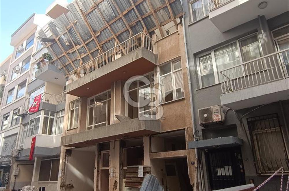 Karşıyaka Donanmacı Mahallesi'nde Projeden Satılık 2+1 Daire