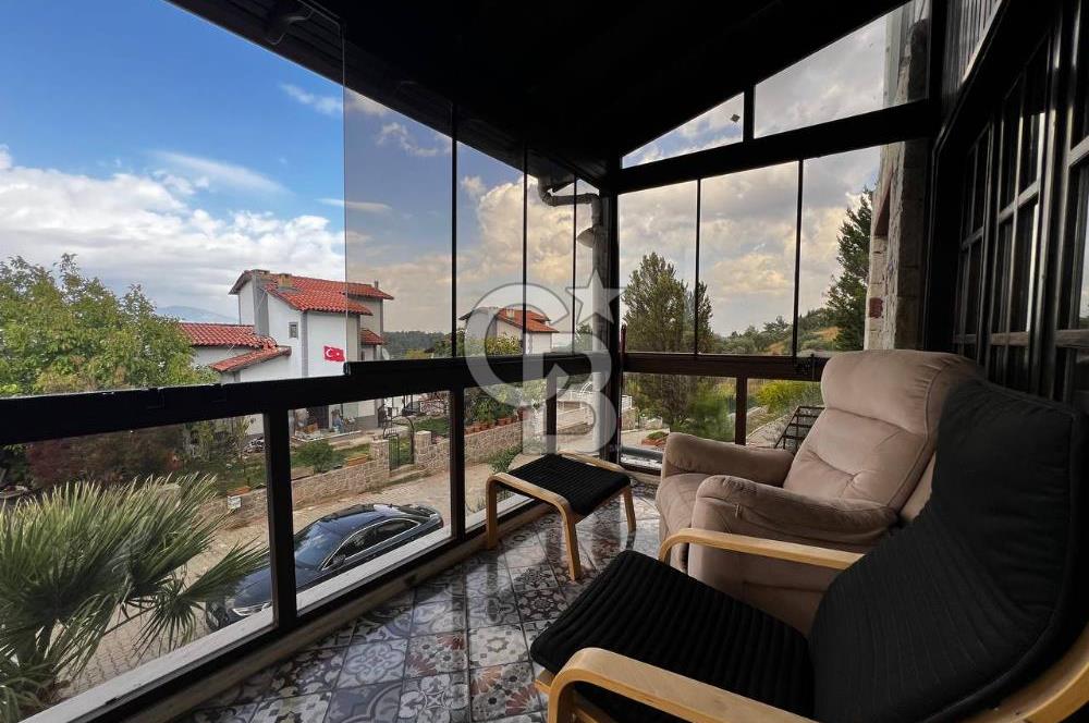 YUKARIKIZILCA DA MASRAFSIZ TERASLI DOĞALGAZLI SATILIK VİLLA 