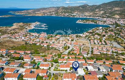 Foça Denizkentte Satılık Dubleks 4+1 Deniz Manzaralı Villa