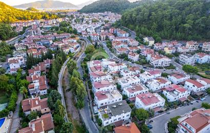 CB MARİNA'DAN SİTE İÇERİSİNDE YENİLENMİŞ FIRSAT 4+1 MÜSTAKİL