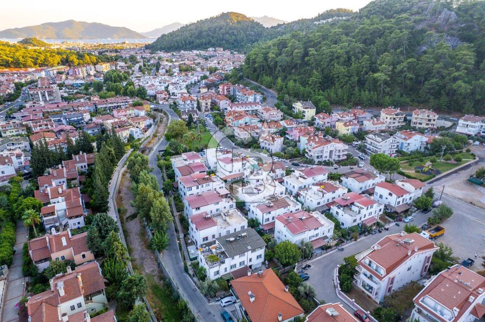 CB MARİNA'DAN SİTE İÇERİSİNDE YENİLENMİŞ FIRSAT 4+1 MÜSTAKİL