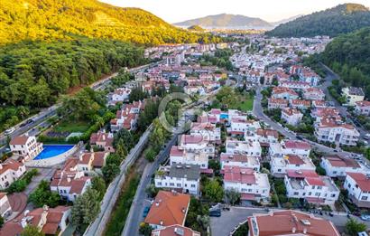 CB MARİNA'DAN SİTE İÇERİSİNDE YENİLENMİŞ FIRSAT 4+1 MÜSTAKİL