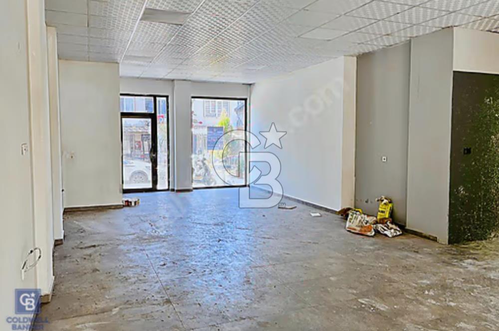 Muğla Milas İşlek Caddede İki Taraftan Yola Cepheli Geniş Dükkan