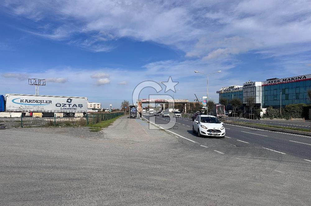 HADIMKÖY YOLU CADDESİ ÜZERİNDE KURUMSAL FİRMALARA KİRALIK