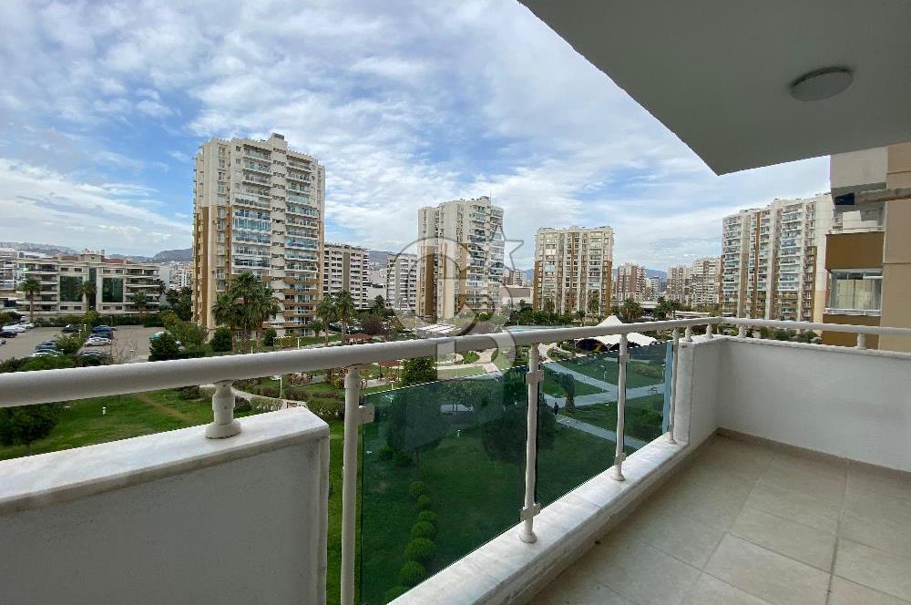 Mavişehir Emlak Konut Sitesi nde Havuz Cepheli Kiralık 3+1 Daire