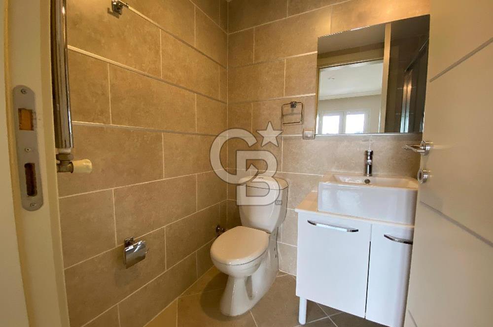 Mavişehir Emlak Konut Sitesi nde Havuz Cepheli Kiralık 3+1 Daire