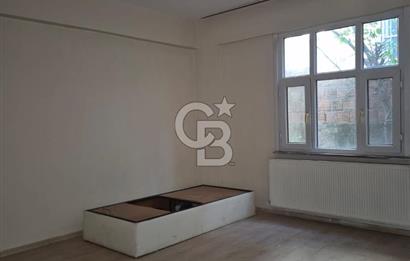 Çayırova özgürlük Ertuğrul Gazi Caddesi'nde Mahallesi'nde Semt Polikliniği 50 metre yukarısında 2+1 1 kat dairemiz kiralıktır