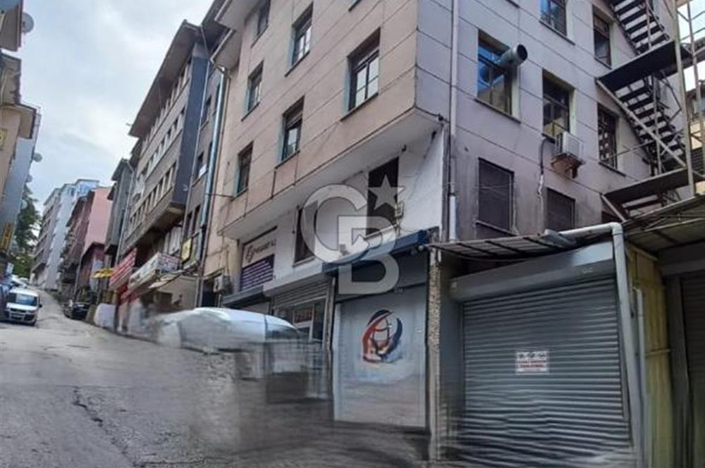 Ulus Konya Sokak Üzeri Satılık 3 Katlı Bina