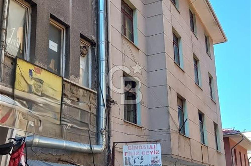 Ulus Konya Sokak Üzeri Satılık 3 Katlı Bina