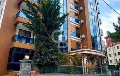 Kartal Petroliş Mah. Deniz manzaralı Lüx 3+1 Satılık