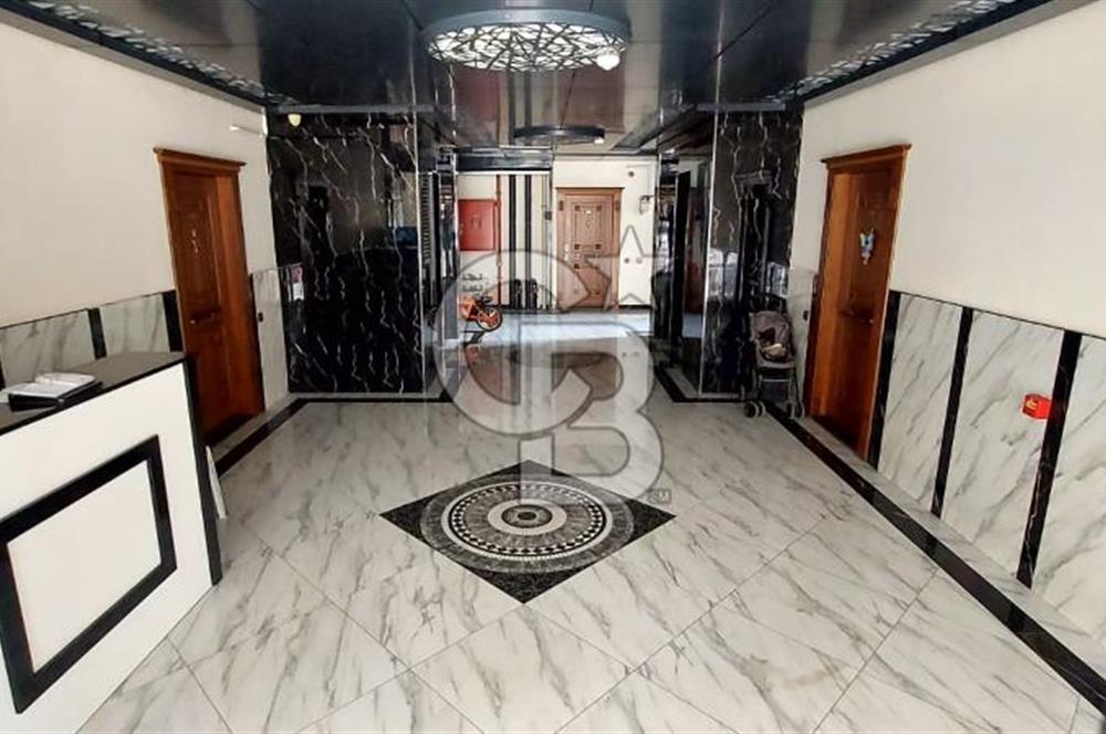 Kartal Petroliş Mah. Deniz manzaralı Lüx 3+1 Satılık